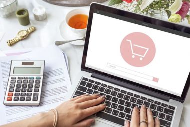 Jak założyć sklep internetowy