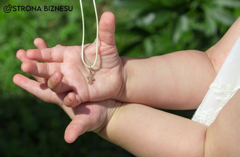 Prezent na chrzciny od chrzestnej i chrzestnego