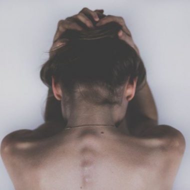 Nadmierne wypadanie włosów a choroby