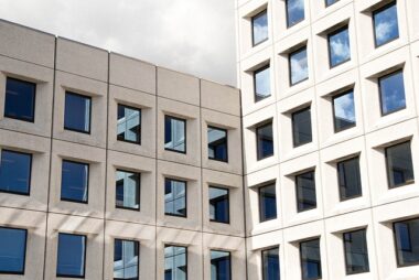 kiedy kupić mieszkanie