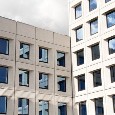 kiedy kupić mieszkanie